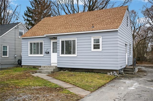 209 Northwood Drive, Salina, NY 13211