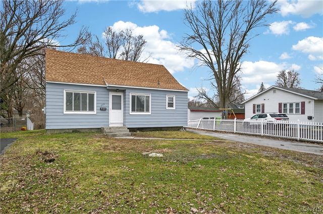 209 Northwood Drive, Salina, NY 13211