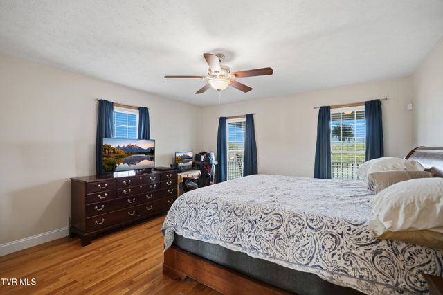 228 Sunrise Lane, Mountain City, TN 37683