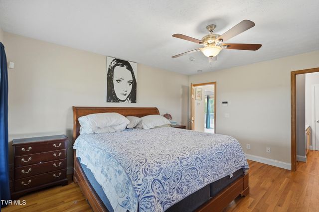 228 Sunrise Lane, Mountain City, TN 37683