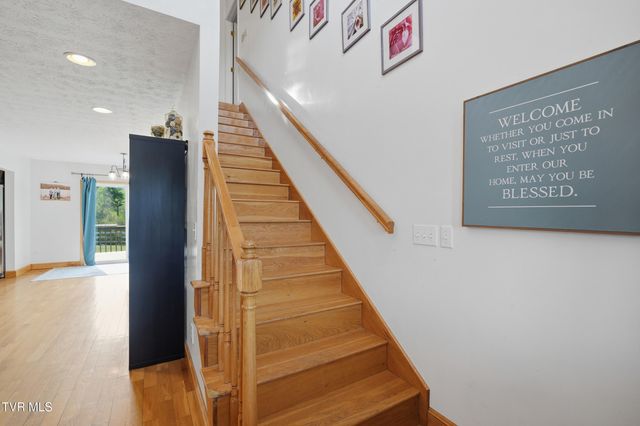 228 Sunrise Lane, Mountain City, TN 37683