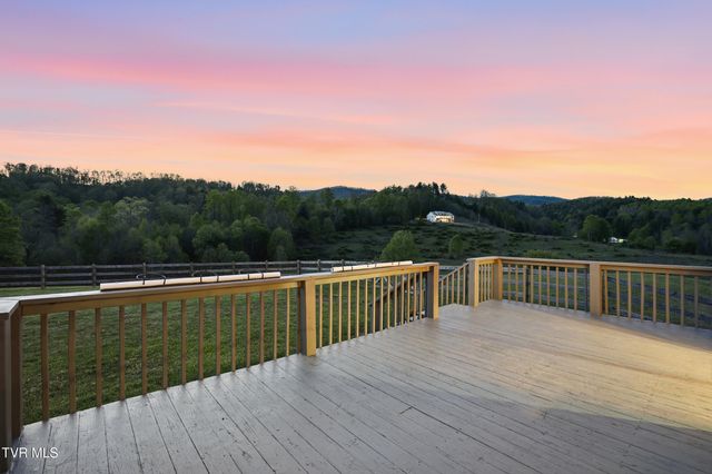 228 Sunrise Lane, Mountain City, TN 37683