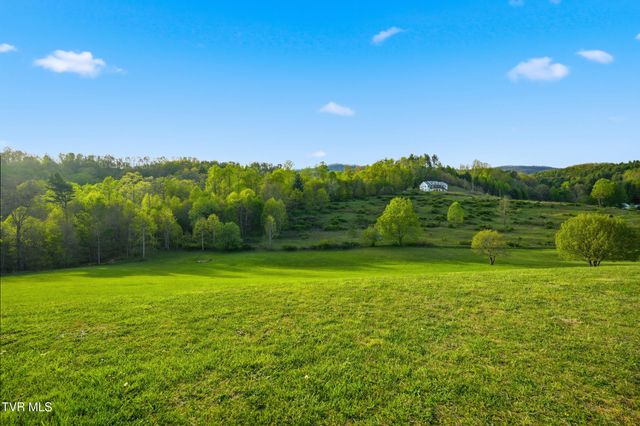 228 Sunrise Lane, Mountain City, TN 37683