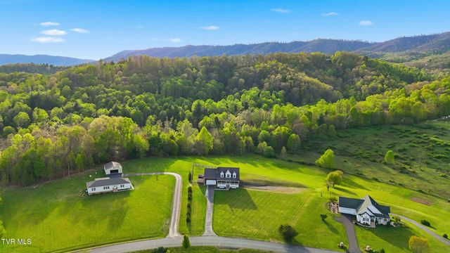 228 Sunrise Lane, Mountain City, TN 37683