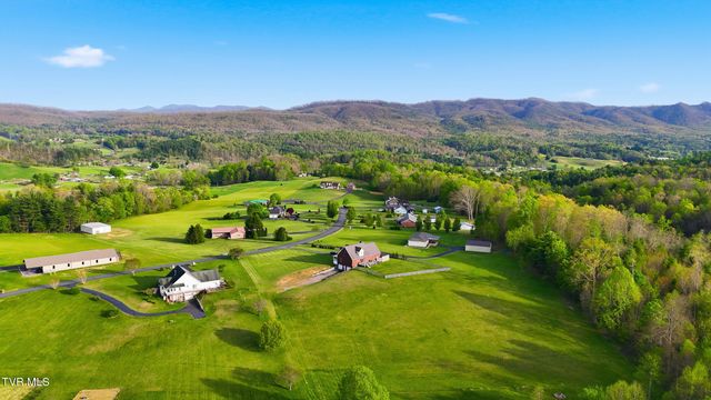 228 Sunrise Lane, Mountain City, TN 37683