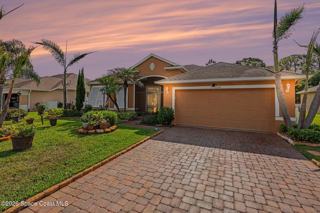 236 Grouper Circle SE, Palm Bay, FL 32909
