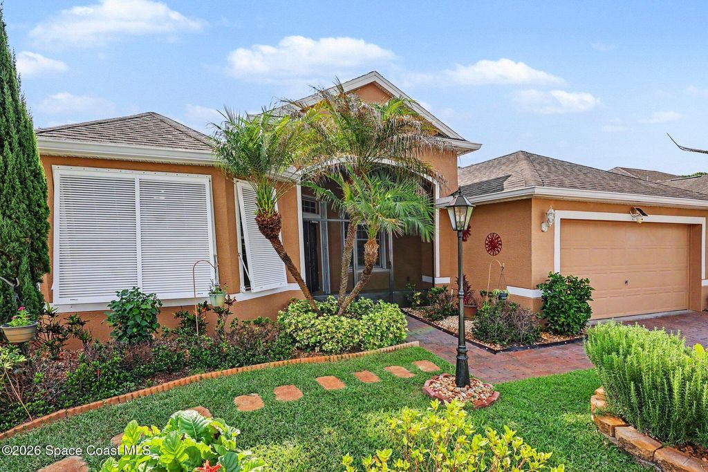 236 Grouper Circle SE, Palm Bay, FL 32909