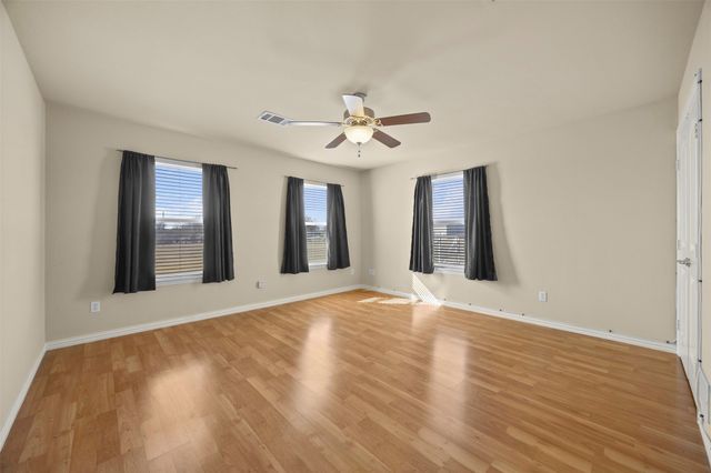 1043 Bells Chapel Road, Pecan Hill, TX 75165