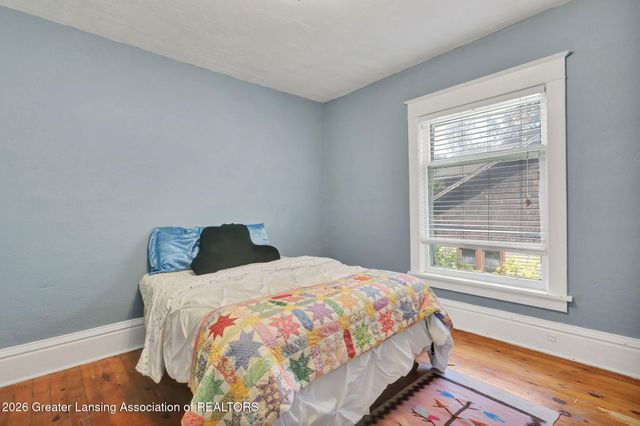 521 E Jefferson Street, Grand Ledge, MI 48837