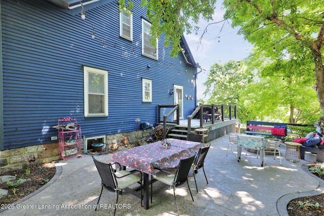 521 E Jefferson Street, Grand Ledge, MI 48837