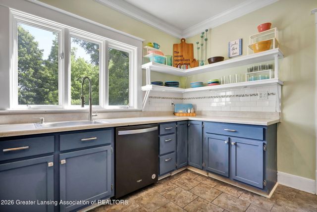 521 E Jefferson Street, Grand Ledge, MI 48837