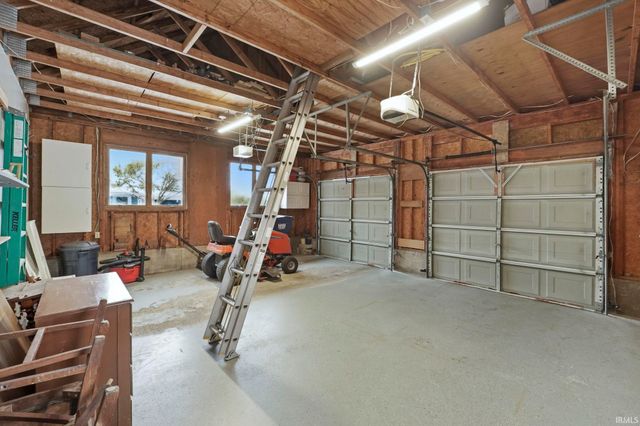 3881 W 558 N, Huntington, IN 46750