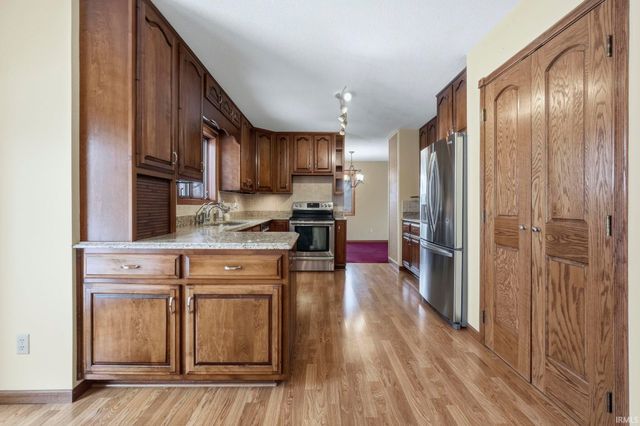 3881 W 558 N, Huntington, IN 46750