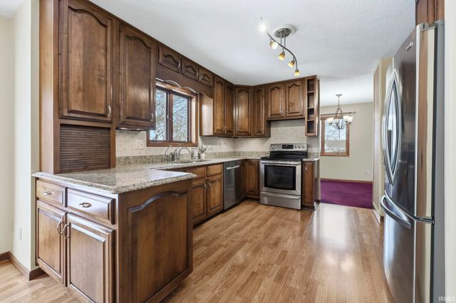 3881 W 558 N, Huntington, IN 46750