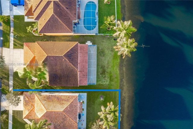 2824 SW 183rd Ave, Miramar, FL 33029