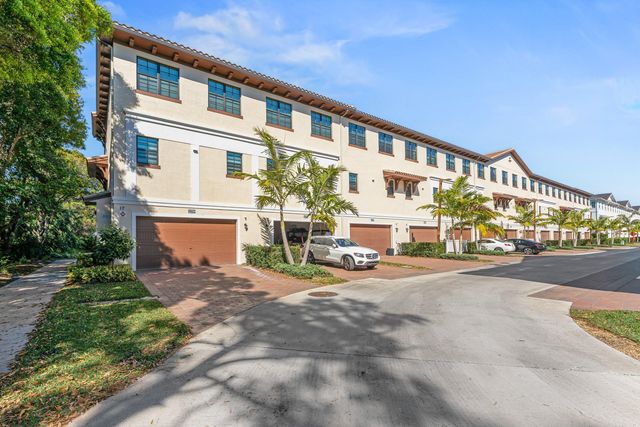 12739 Machiavelli Way, Palm Beach Gardens, FL 33418