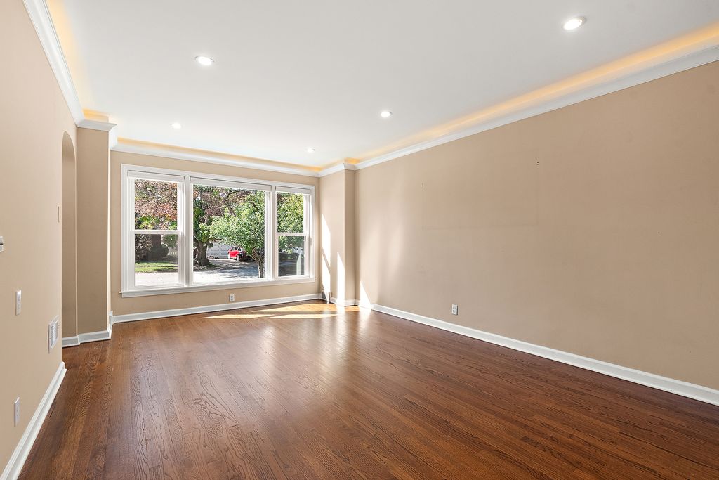 10117 S Clifton Park Avenue, Evergreen Park, IL 60805 — photo 4