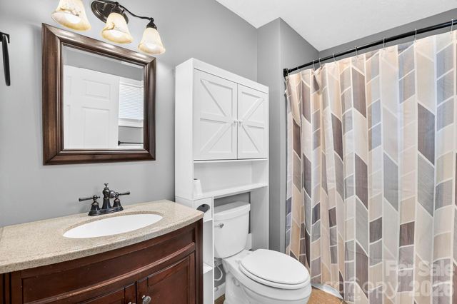 51 Kay Thomas Drive, Hendersonville, NC 28792