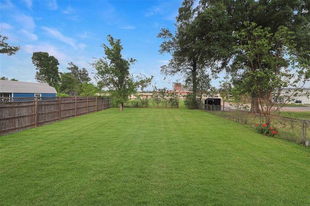 2715 Warren Ave Avenue, Lake Charles, LA 70601