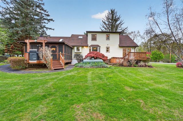 15 Schuylkill Court, Carmel, NY 10512