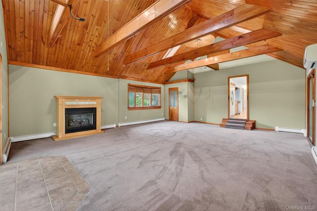15 Schuylkill Court, Carmel, NY 10512