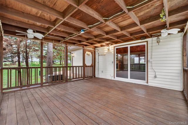 15 Schuylkill Court, Carmel, NY 10512