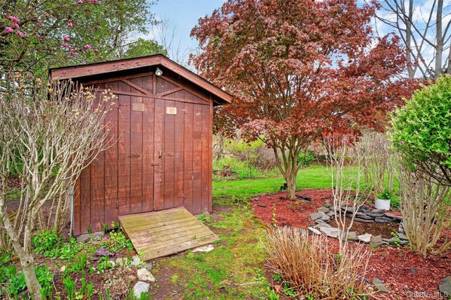 15 Schuylkill Court, Carmel, NY 10512