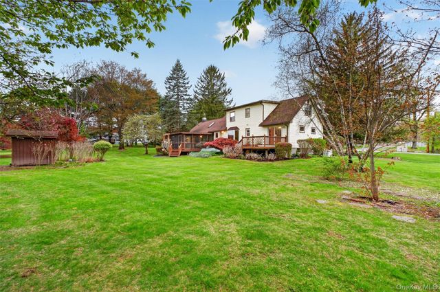 15 Schuylkill Court, Carmel, NY 10512