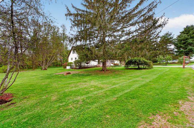 15 Schuylkill Court, Carmel, NY 10512
