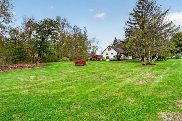 15 Schuylkill Court, Carmel, NY 10512
