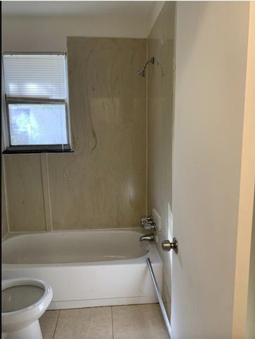 1310 Atlantic Avenue A-b, Fort Pierce, FL 34950