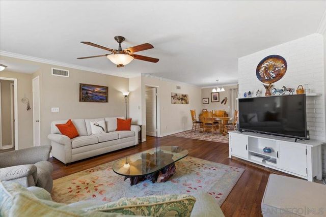 12938 Yankton, Poway, CA 92064