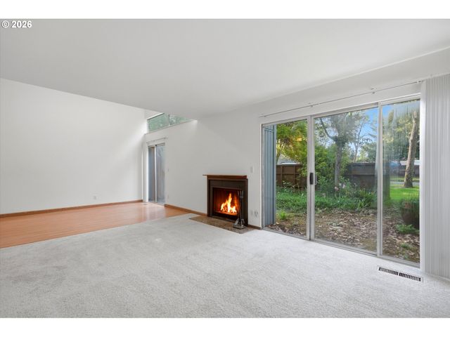 17776 Nw Lakeway Ct, Beaverton, OR 97006