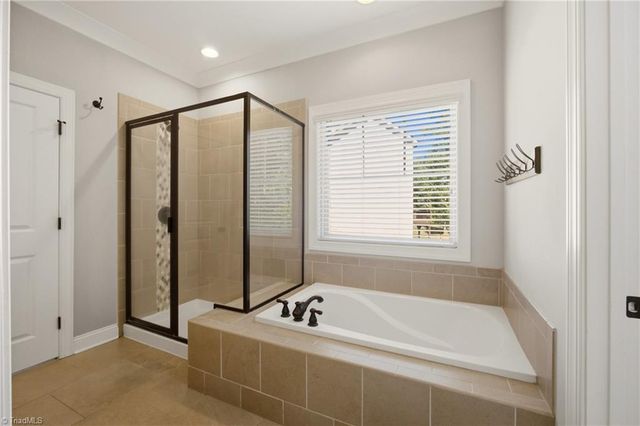 5612 Crooked Oak Drive, Summerfield, NC 27358