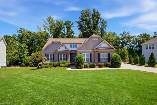 5612 Crooked Oak Drive, Summerfield, NC 27358