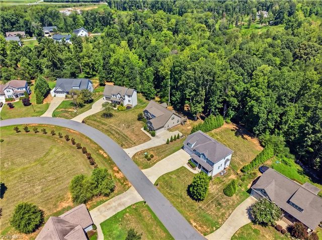 5612 Crooked Oak Drive, Summerfield, NC 27358