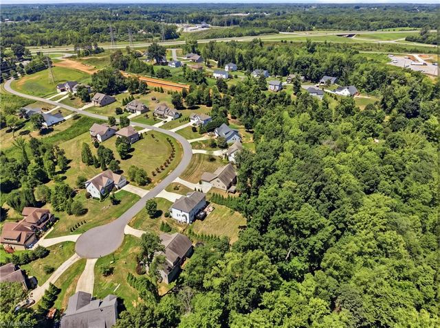 5612 Crooked Oak Drive, Summerfield, NC 27358