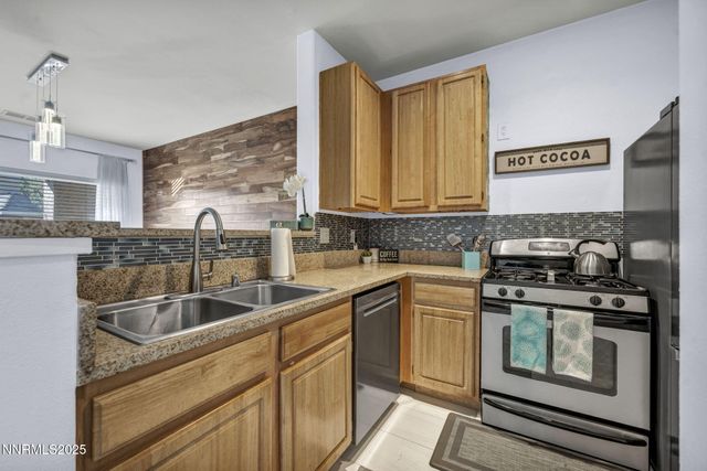 900 S Meadows Parkway 3223, Reno, NV 89521