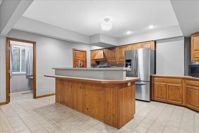 71 Fir Street, Mahtomedi, MN 55115