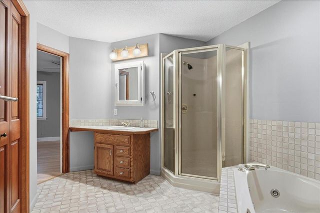 71 Fir Street, Mahtomedi, MN 55115