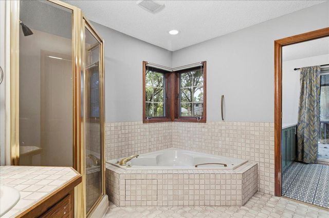 71 Fir Street, Mahtomedi, MN 55115