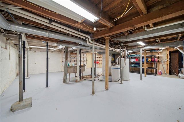 71 Fir Street, Mahtomedi, MN 55115