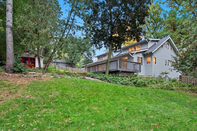 71 Fir Street, Mahtomedi, MN 55115