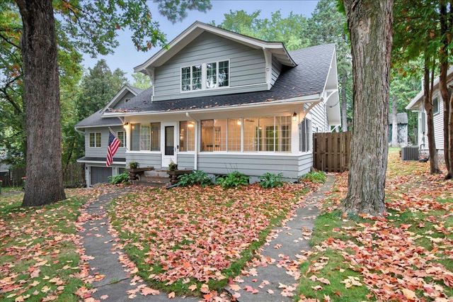 71 Fir Street, Mahtomedi, MN 55115