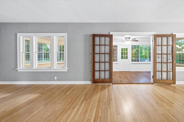 71 Fir Street, Mahtomedi, MN 55115