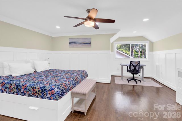 6639 Ronda Avenue, Charlotte, NC 28211