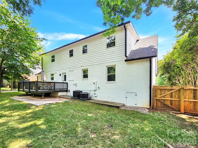 6639 Ronda Avenue, Charlotte, NC 28211