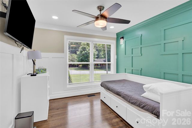 6639 Ronda Avenue, Charlotte, NC 28211