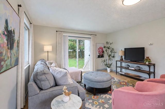 2529 Ridgeland Place, Cincinnati, OH 45212