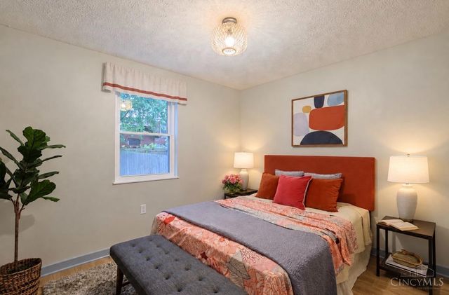 2529 Ridgeland Place, Cincinnati, OH 45212